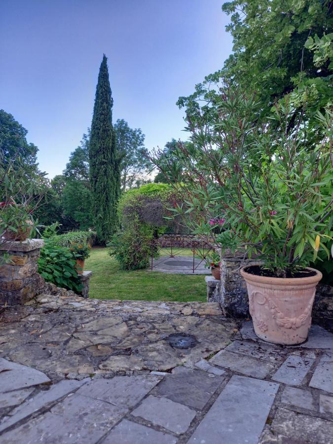 Auberge Des Chasseurs Échenevex Esterno foto