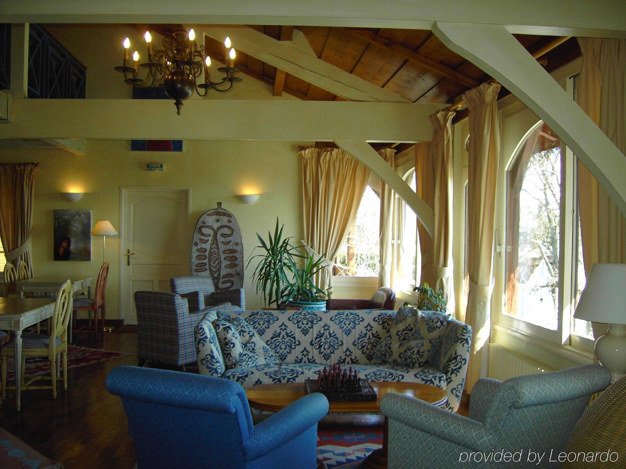 Auberge Des Chasseurs Échenevex Interno foto