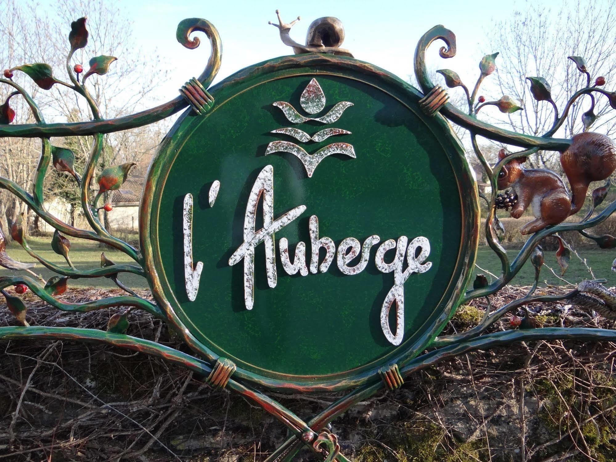 Auberge Des Chasseurs Échenevex Esterno foto